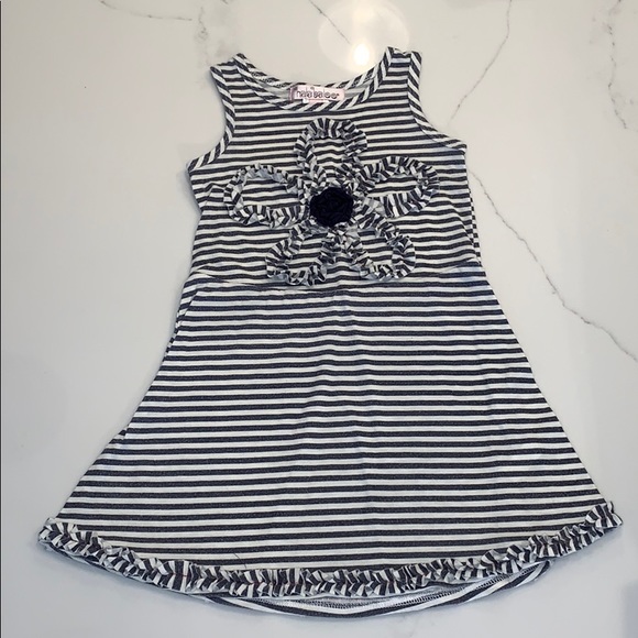 Halabaloo Other - Halabaloo striped little girls dress